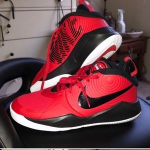 Nike Sneakers Red/Black New
